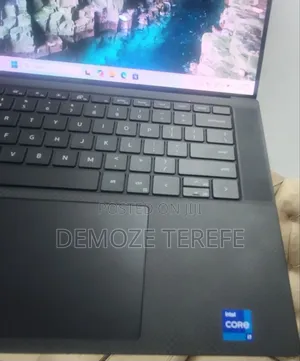 New Laptop Dell XPS 15 16GB Intel Core i7 SSD 512GB