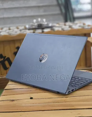 Laptop HP Pavilion 15 8GB Intel Core i7 HDD+SSD 1.5T