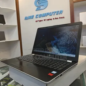 New Laptop HP Pavilion 15 8GB Intel Core i5 SSD 256GB