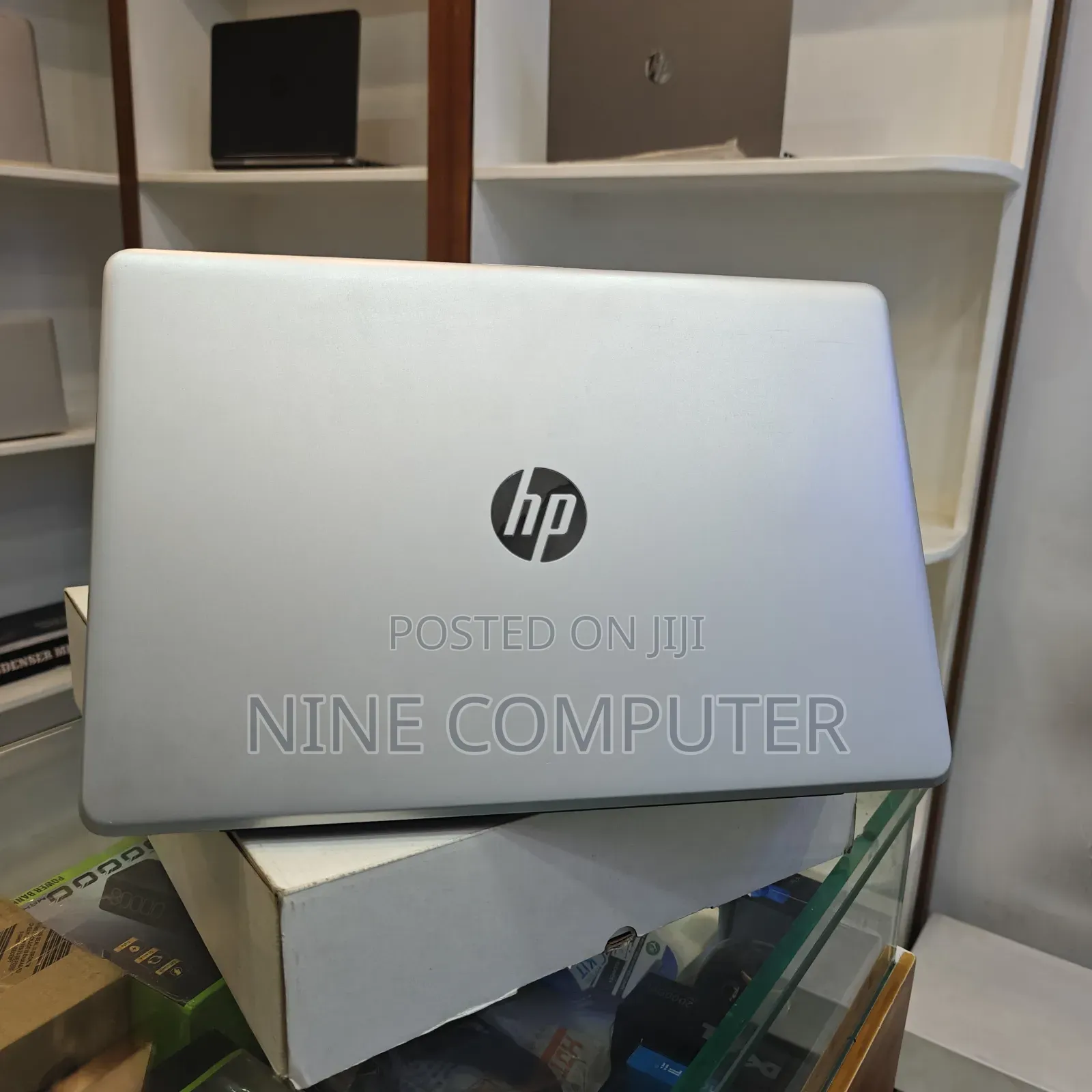 New Laptop HP Pavilion 15 8GB Intel Core i5 SSD 256GB