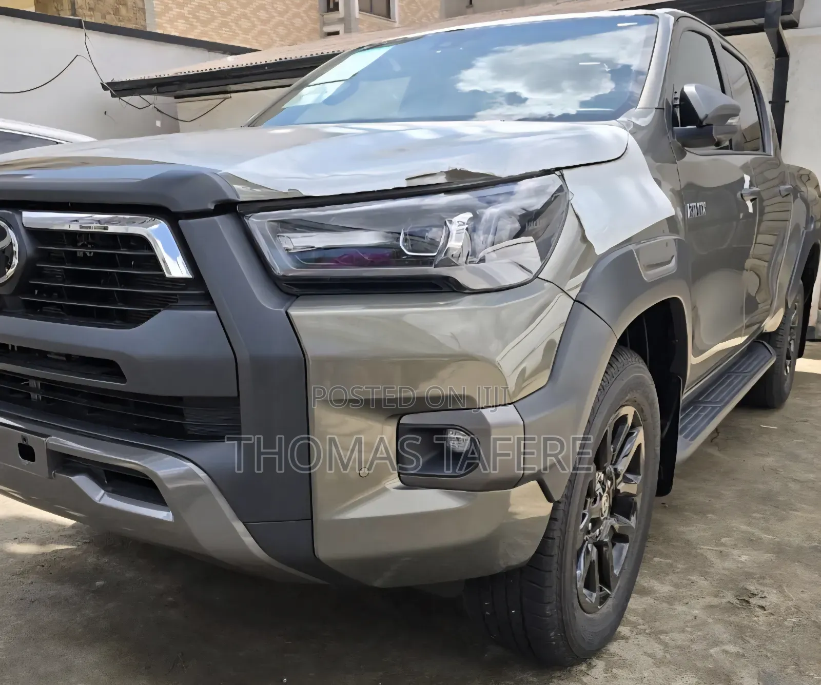 New Toyota Hilux 2025 Gold