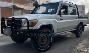 Toyota Land Cruiser 2018 White