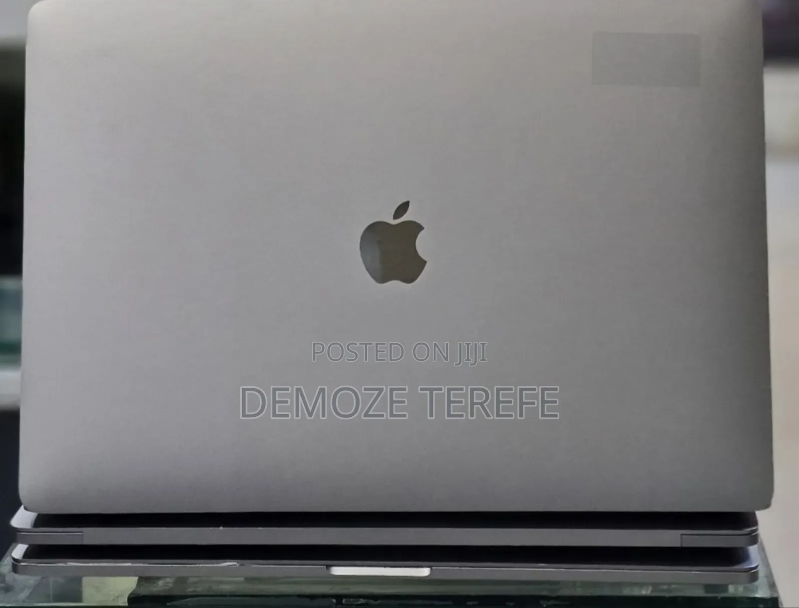 New Laptop Apple MacBook Pro 2017 16GB Intel Core i7 SSD 512GB