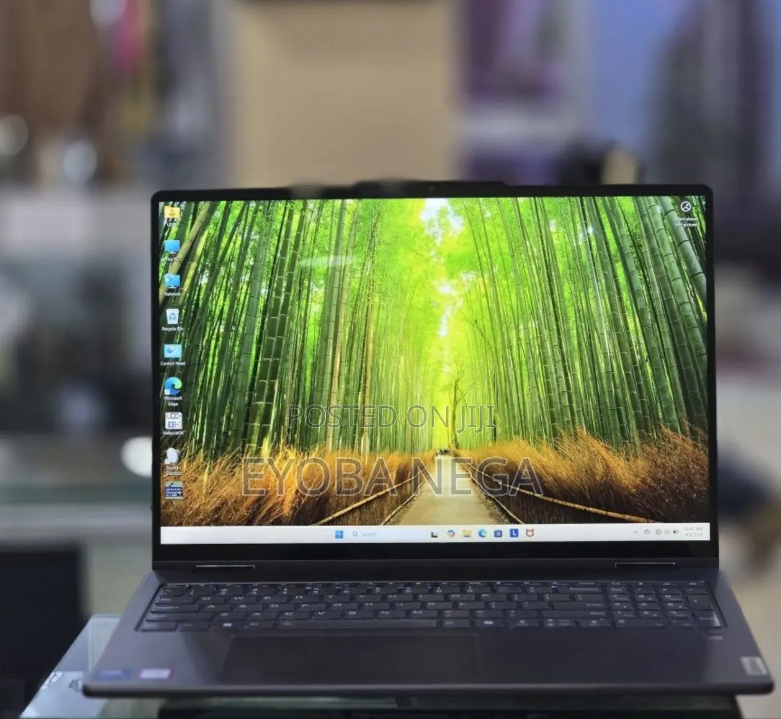 New Laptop Lenovo Yoga 7i 16GB Intel Core Ultra 7 SSD 1T