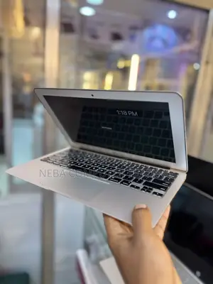 New Laptop Apple MacBook Air 2015 4GB Intel Core i5 SSD 128GB