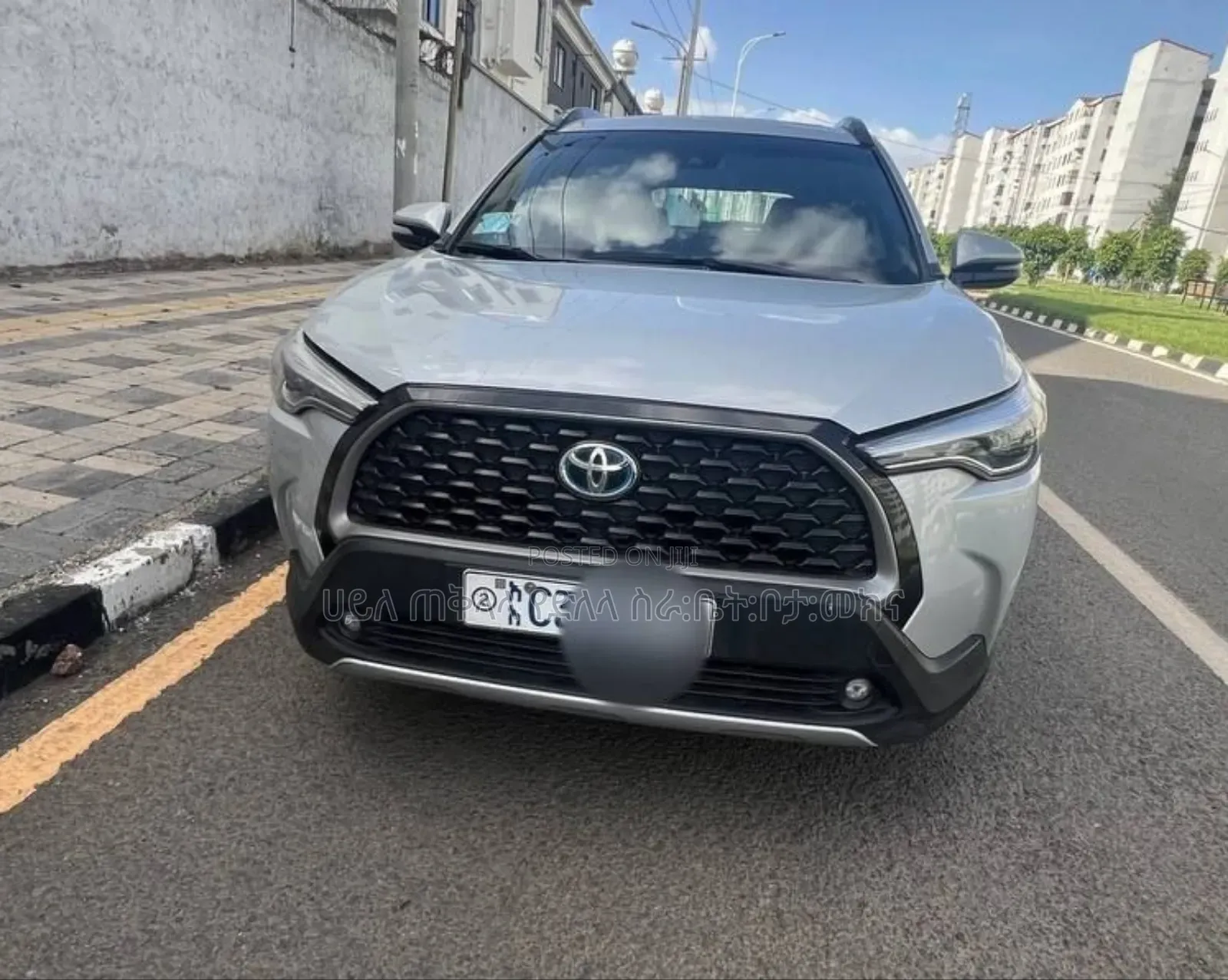 Toyota Corolla Cross Hybrid 2023 Silver