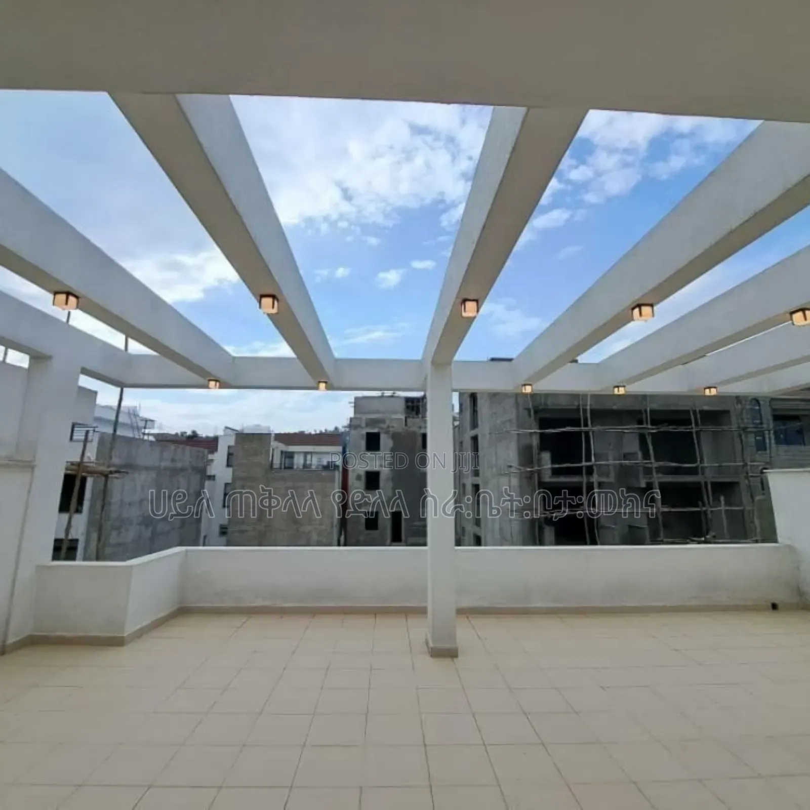 Furnished 6bdrm House in Ayat Area, Yeka for sale