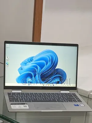 New Laptop HP Envy x360 8GB Intel Core 5 SSD 512GB