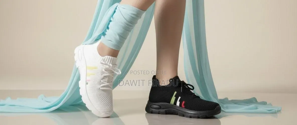 Womens Shoes ( ብዛት ለሚረከቡ )