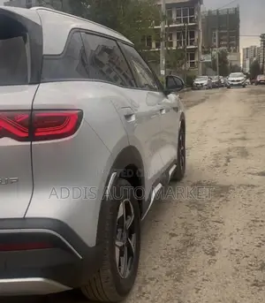 BYD Yuan Up 2025 Beige
