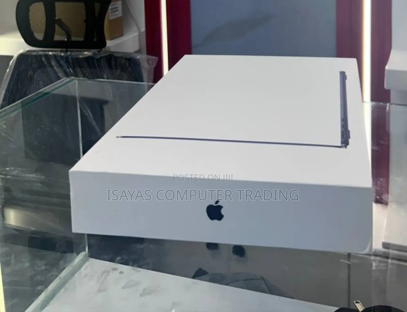 New Laptop Apple MacBook Air 2026 M5 13-inch 16GB Apple M5 SSD 512GB