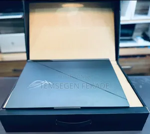 New Laptop Asus G71G 16GB Intel Core i9 SSD 1T
