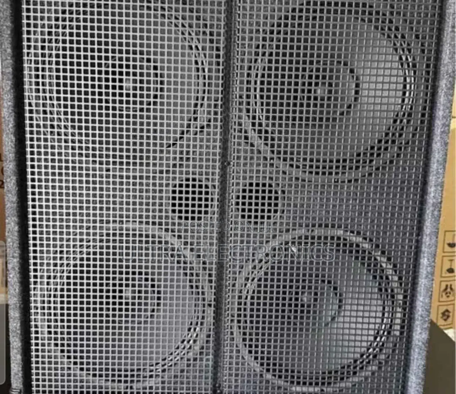 Speaker Cabinet, Similar in Configuration to High-Power Professional