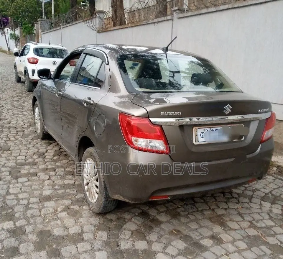 Suzuki Dzire 2022 Brown