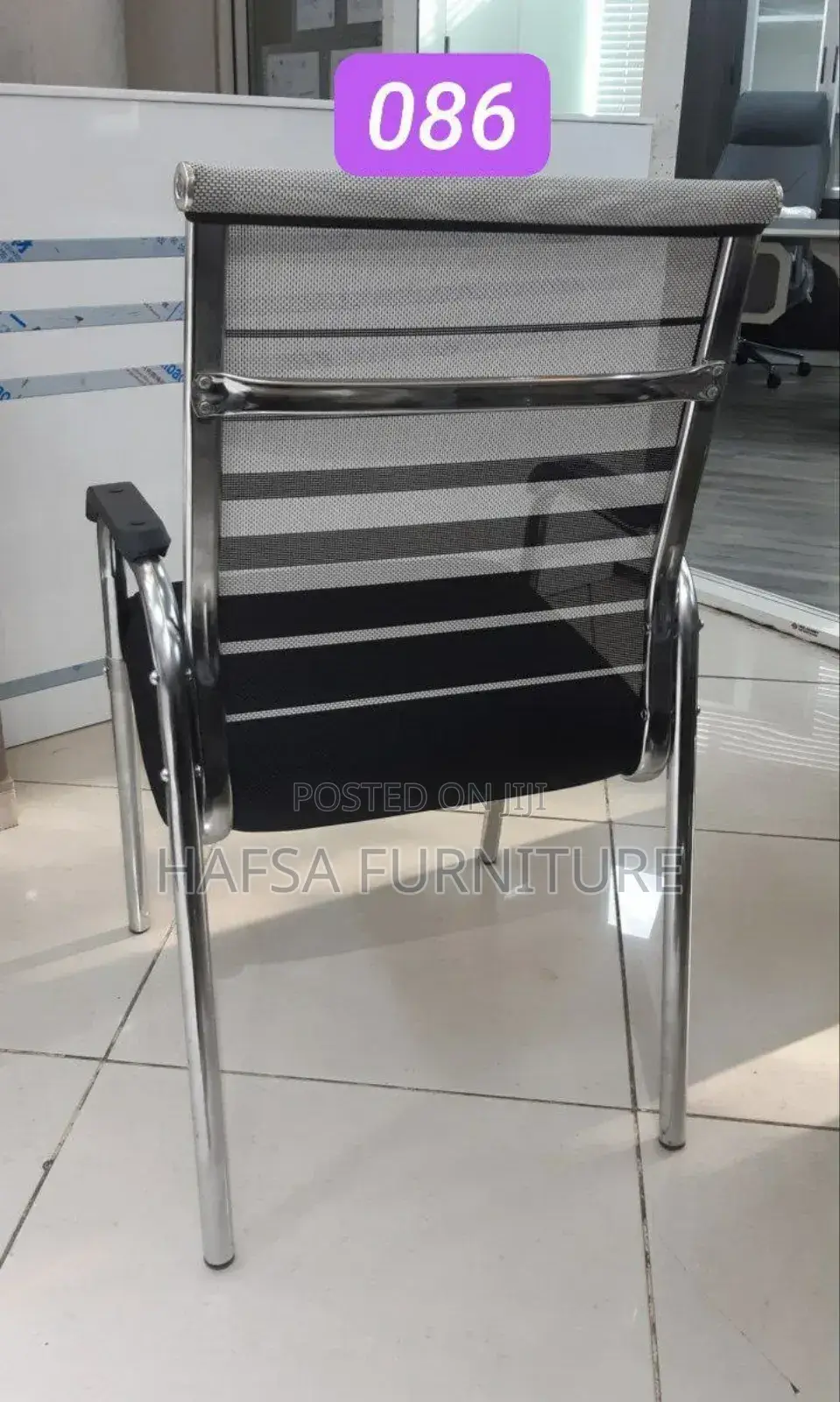 Zebra U Lege Leather Chair