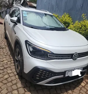 Volkswagen ID.6 2022 White
