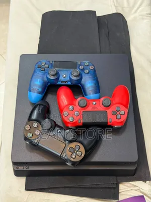Playstation 4 Slim Model With Three Controller