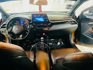 Toyota C-HR 2018 Brown