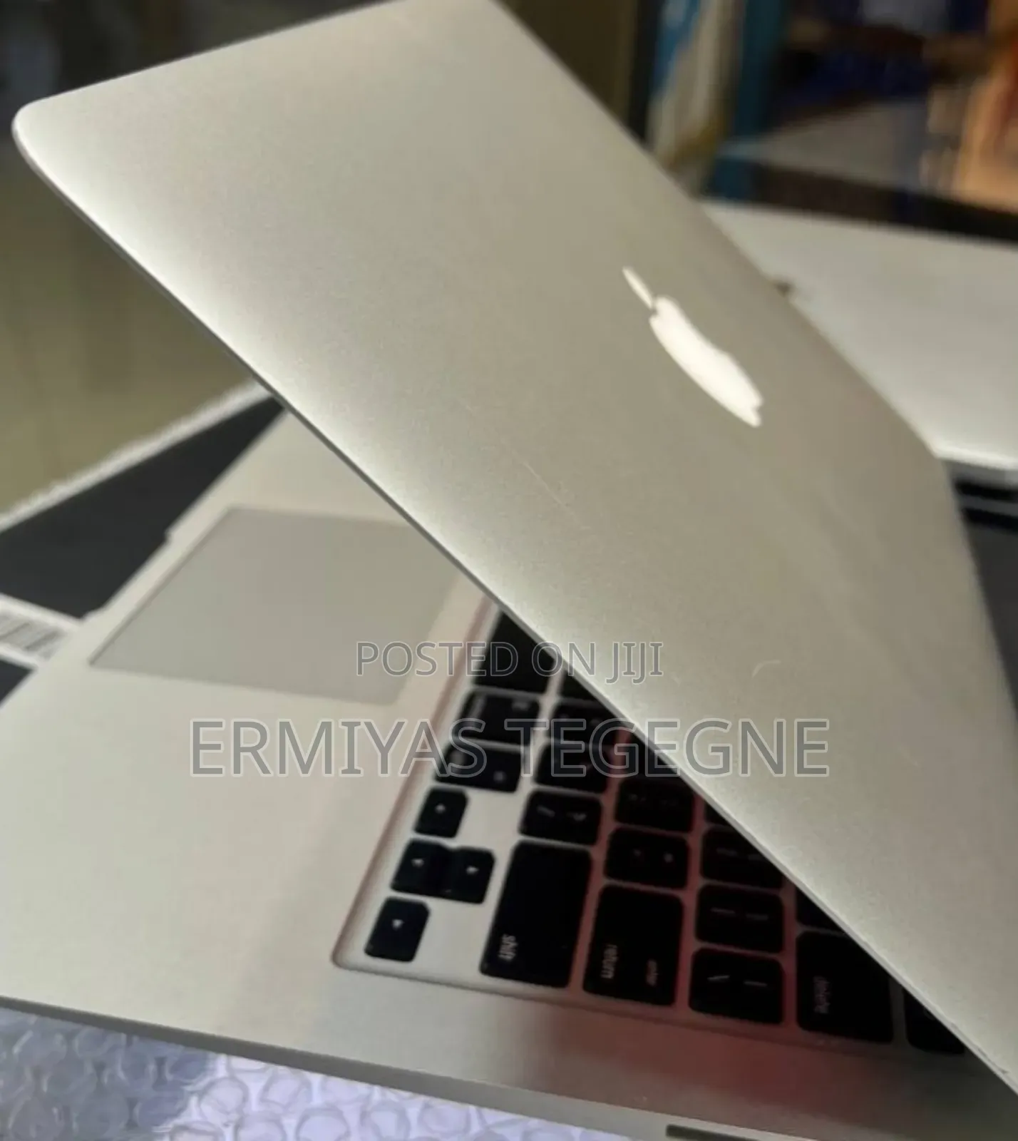 New Laptop Apple MacBook Pro M1 16GB Intel Core i7 SSD 512GB