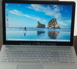 New Laptop HP Pavilion 15 8GB Intel Core i5 SSD 1T