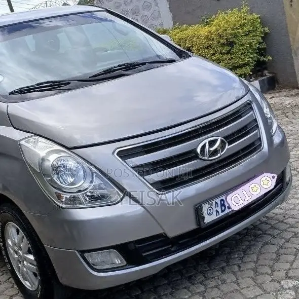Hyundai Starex 2017 Silver