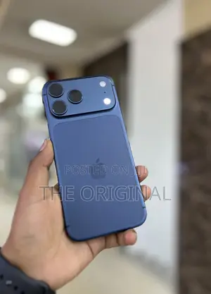 New Apple iPhone 17 Pro Max 256 GB Blue