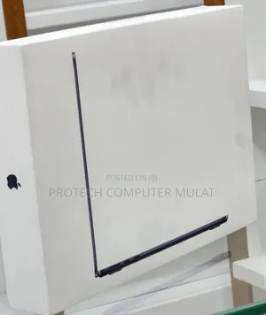 New Laptop Apple MacBook Air 2025 M4 13-inch 16GB Apple M4 SSD 256GB