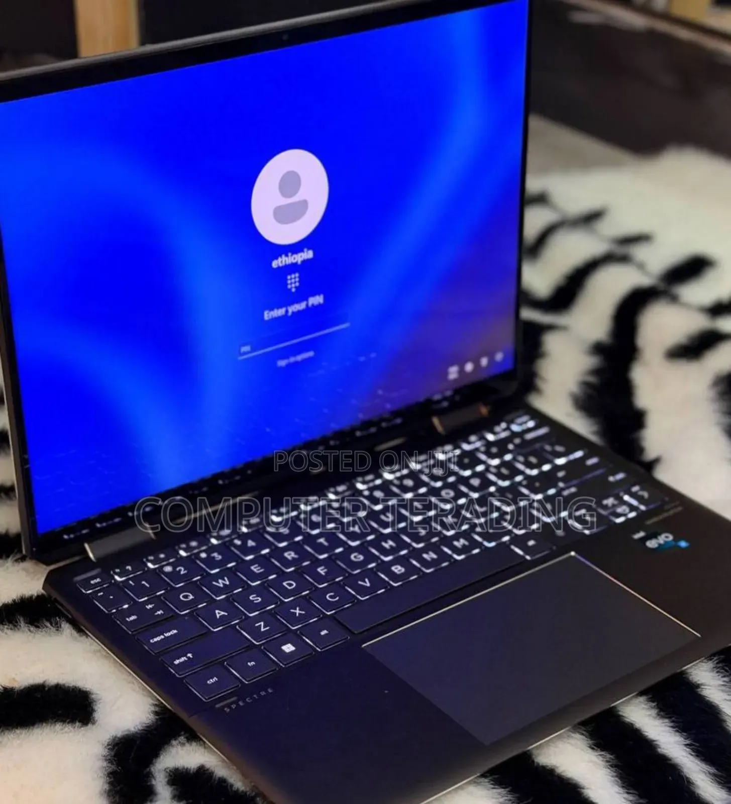 New Laptop HP Spectre X360 16GB Intel Core i7 SSD 1T