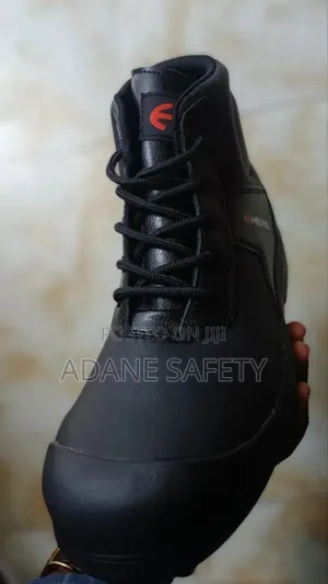 Heckel Safetyshoe Steeltoe, Stylish, Slipresistant & Lightweight ሴፍቲማማ