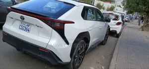 Toyota bZ4X 2023 White