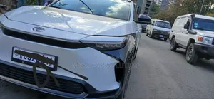 Toyota bZ4X 2023 White