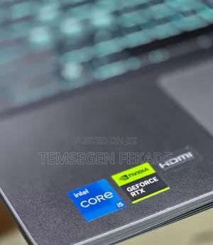 New Laptop MSI 16GB Intel Core i5 SSD 512GB