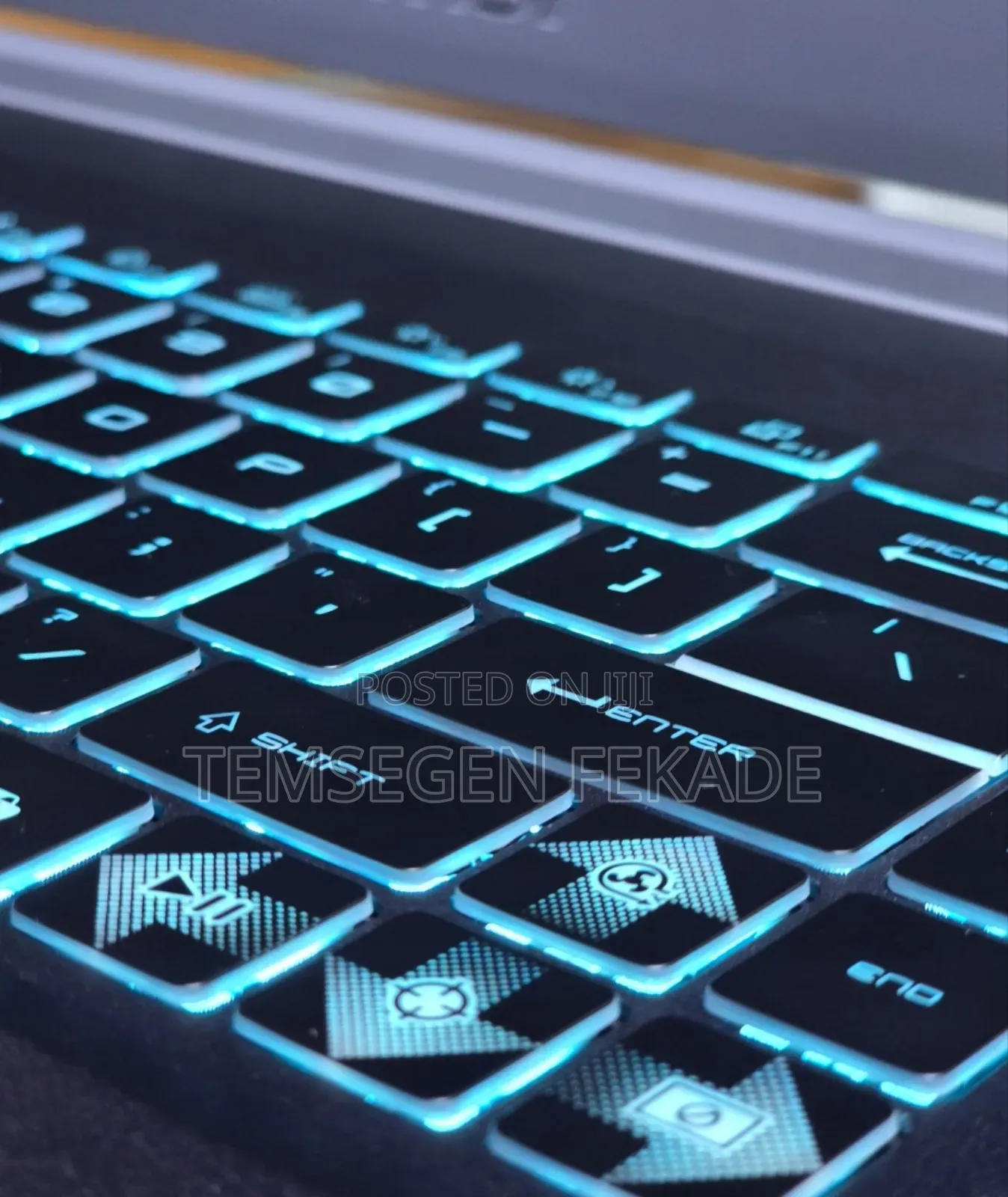 New Laptop MSI 16GB Intel Core i5 SSD 512GB