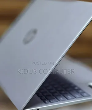 New Laptop HP Pavilion 15 8GB Intel Core Ultra 5 SSD 512GB