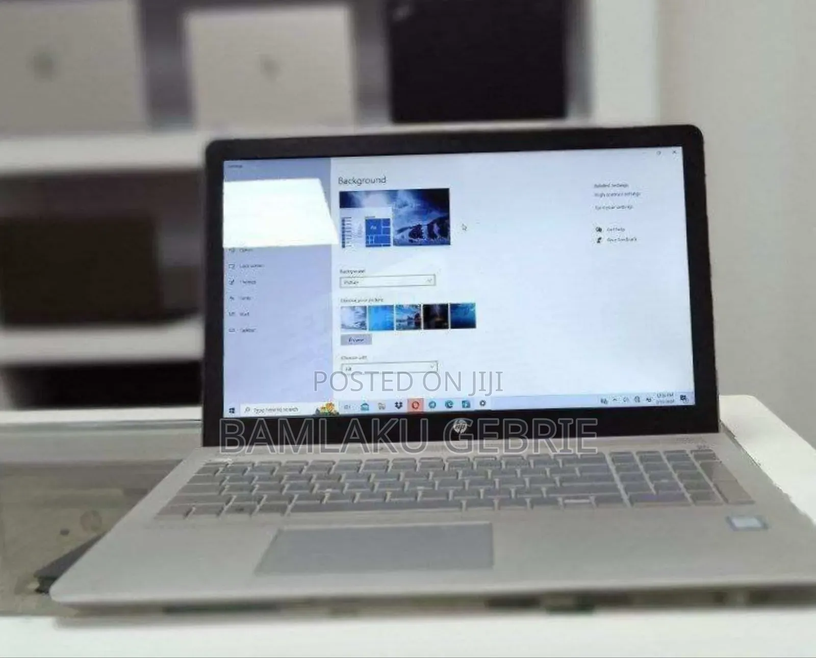 New Laptop HP Pavilion 15 8GB Intel Core i5 SSD 1T