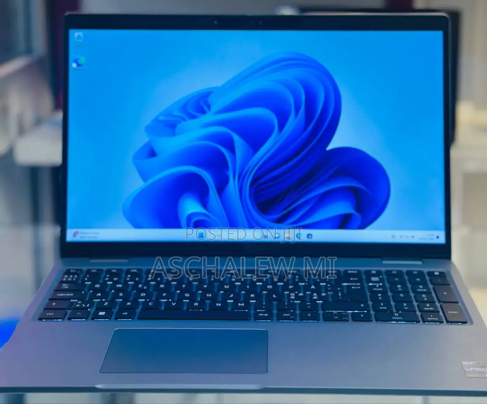 New Laptop Dell Precision 5560 16GB Intel Core i7 SSD 1T