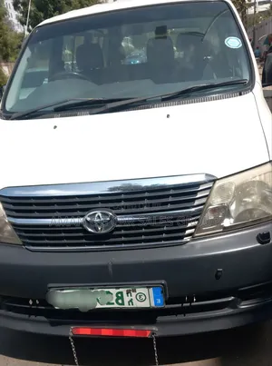 Toyota HiAce 2011 White