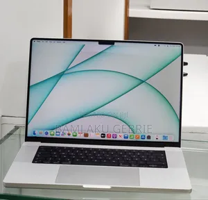 New Laptop Apple MacBook Pro 2021 M1 16GB Apple M1 Pro SSD 512GB