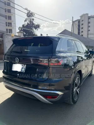 Volkswagen ID.6 2022 Blue