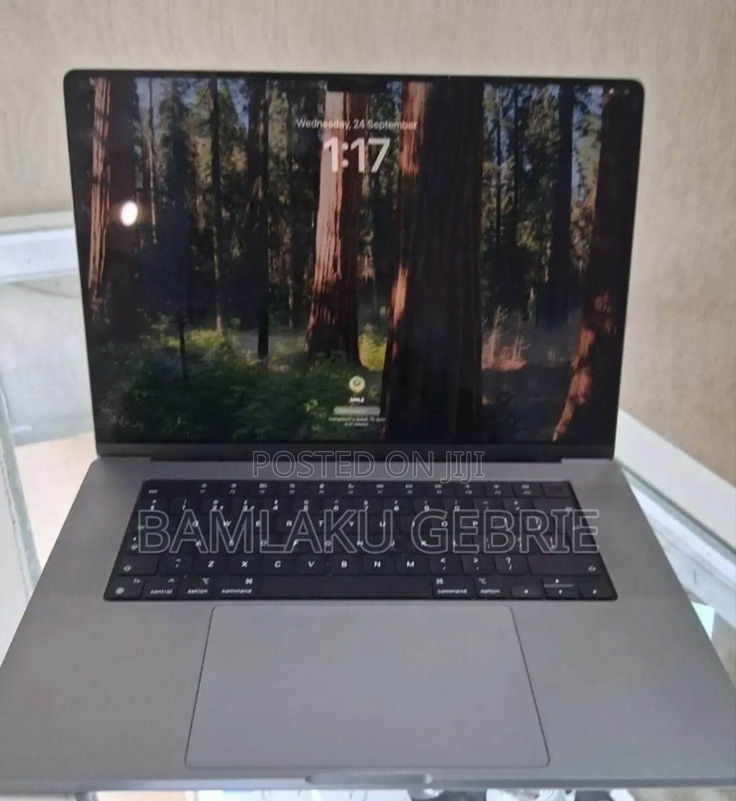 New Laptop Apple MacBook Pro 2021 M1 16GB Apple M1 Pro SSD 512GB