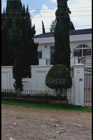 5bdrm House in Addis Abeba, Bole for rent
