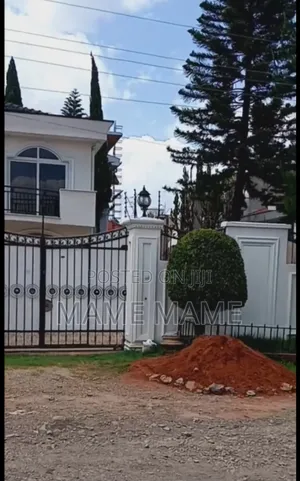 5bdrm House in Addis Abeba, Bole for rent