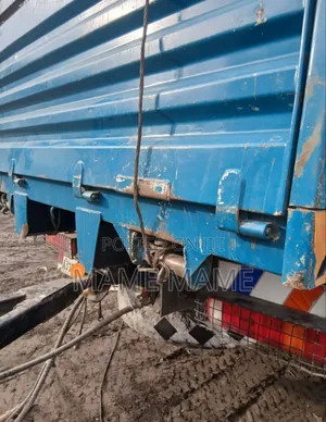 Sinotruk Hp400 for Sale