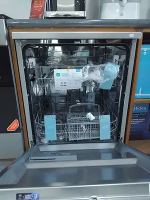 Dish Washer (እቃ ማጠቢያ ማሽን)