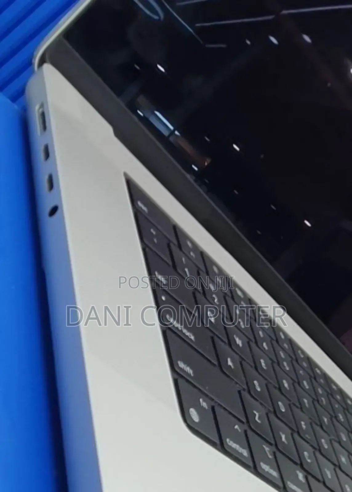 New Laptop Apple MacBook Pro 2021 M1 16GB Apple M1 Pro SSD 512GB