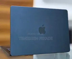 New Laptop Apple MacBook Air 2025 M4 13-inch 16GB Apple M4 SSD 256GB