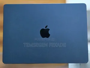 New Laptop Apple MacBook Air 2025 M4 13-inch 16GB Apple M4 SSD 256GB