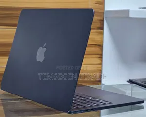 New Laptop Apple MacBook Air 2025 M4 13-inch 16GB Apple M4 SSD 256GB
