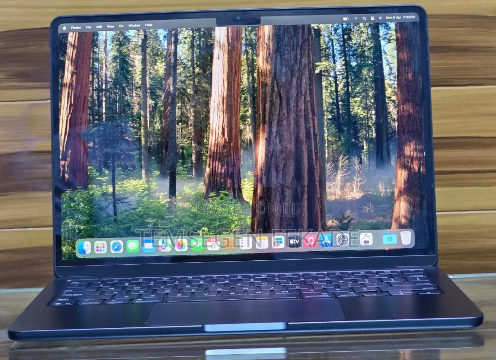 New Laptop Apple MacBook Air 2025 M4 13-inch 16GB Apple M4 SSD 256GB