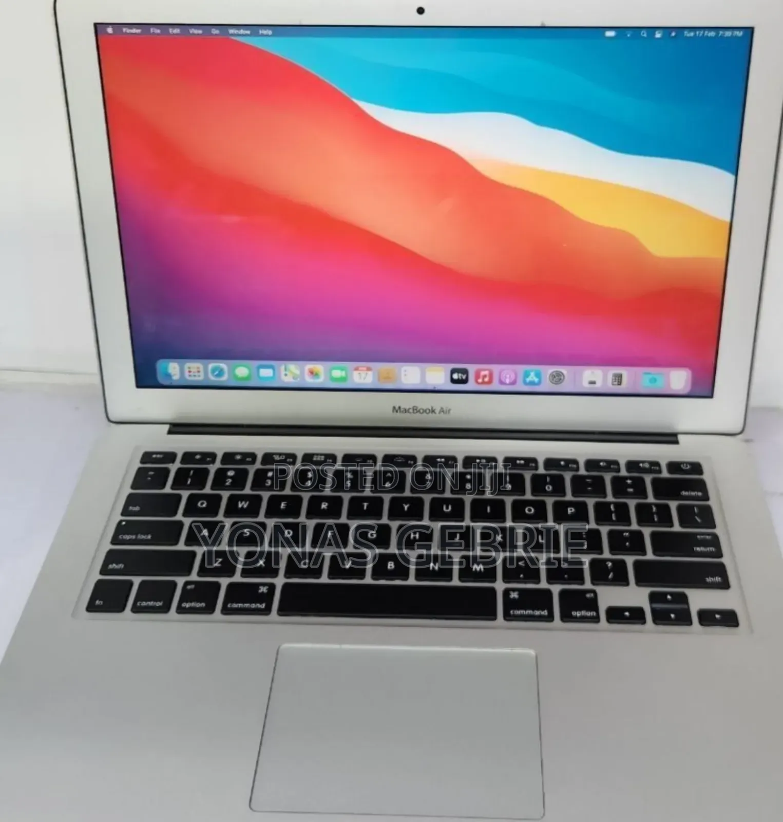 New Laptop Apple MacBook 8GB Intel Core i5 SSD 256GB